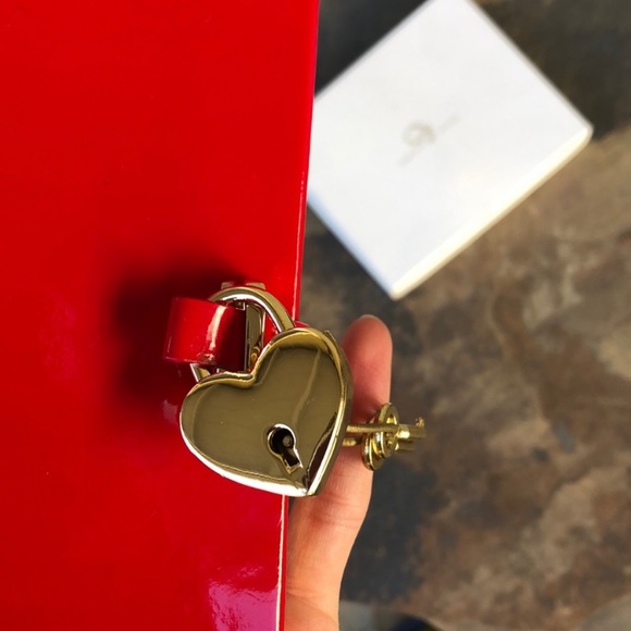 NEW Graphic Image Diary - Picture 3 of 6